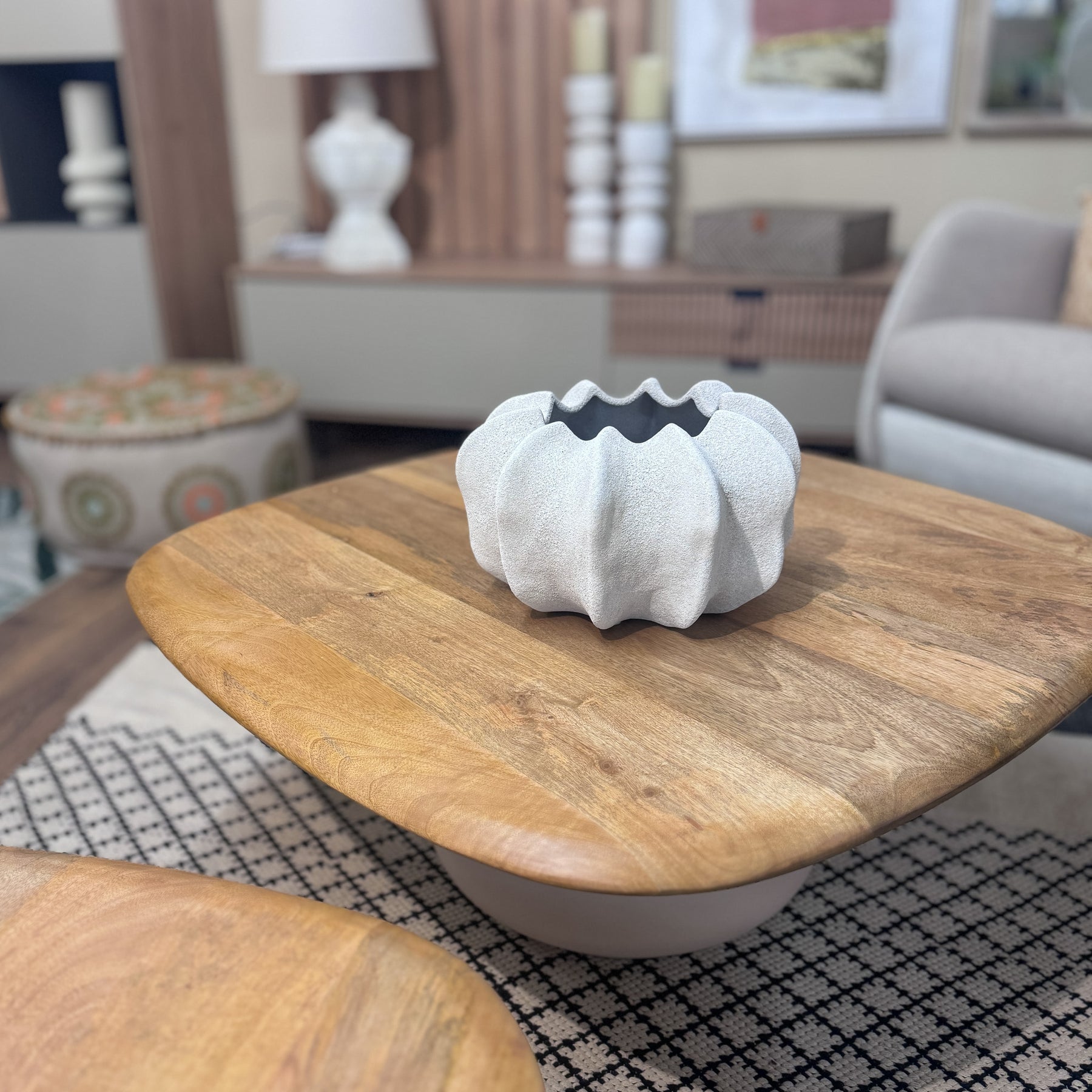 Jaron Roto Jarrón cerámica blanco roto textura 31 cm – Petra Decora