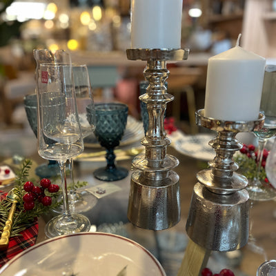 candelabro-plateado-relieve
