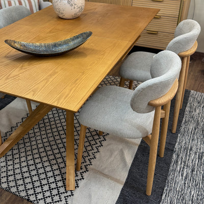 silla-beige-madera