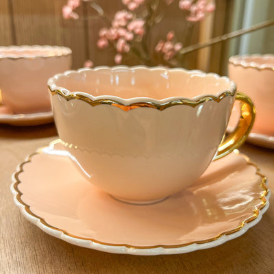 taza-rosa-dorada-té